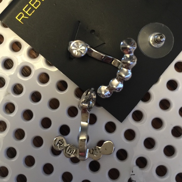 RMinkoff 2 part stud crystal pierced earrings NEW - Picture 2 of 4