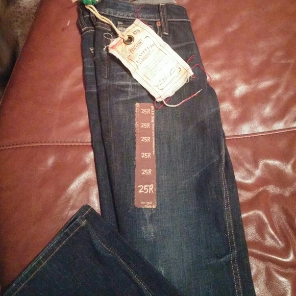 Jeans - Picture 3 of 3