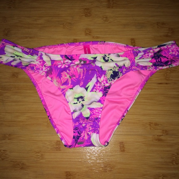 Victoria's Secret "the knockout bottoms"