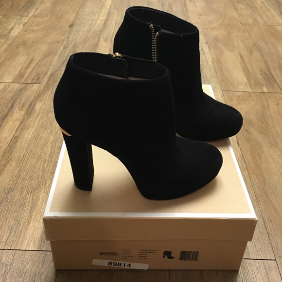 Michael Kors Black Suede Platform Ankle Boots 6.5