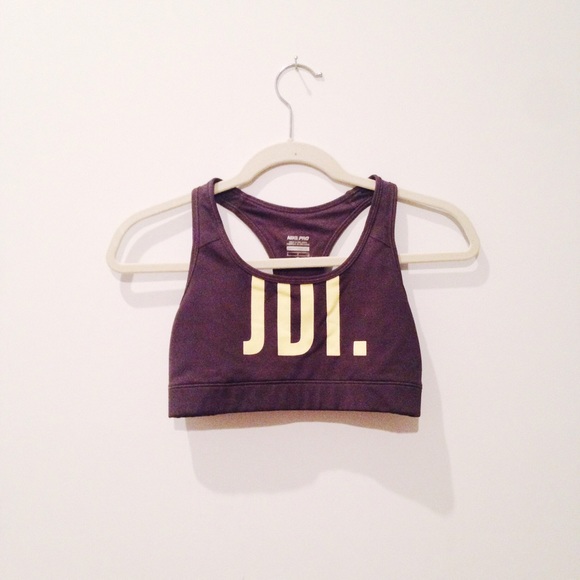 nike pro sports bra