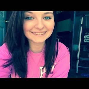 Meet your Posher, Alyssa