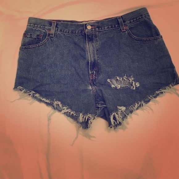 vintage high waisted distressed shorts