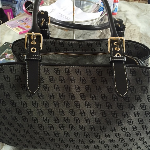 Dooney and Bourke purse. REDUCED