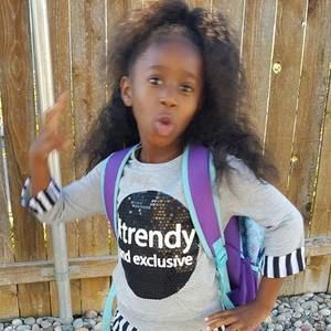 Meet your Posher, Chanel