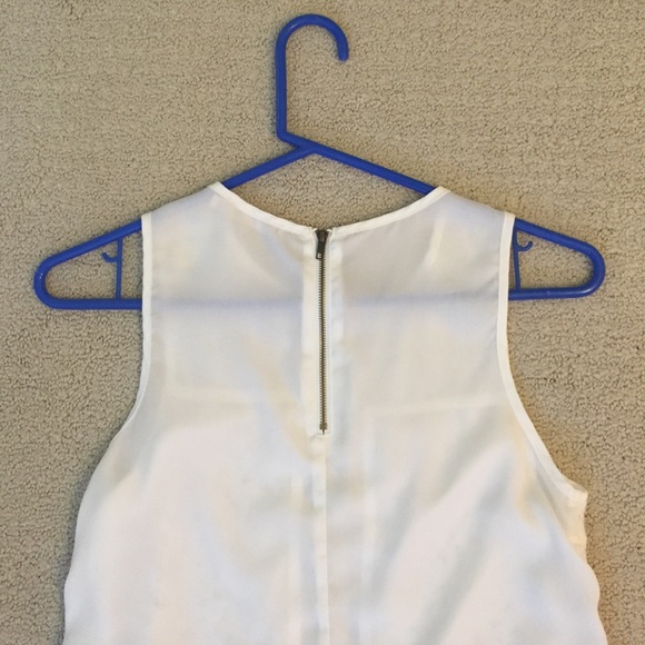 white sheer top with lace details - Picture 2 of 3