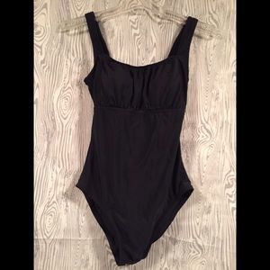 One-Piece Bathingsuit