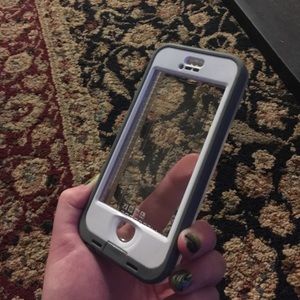 iPhone 5s Lifeproof Case