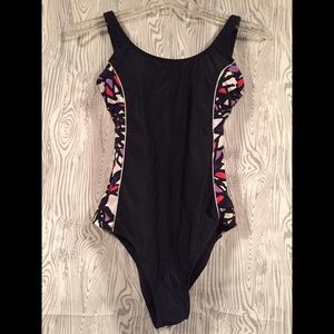 One-Piece Bathingsuit