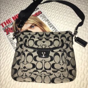 Cross body Coach purse