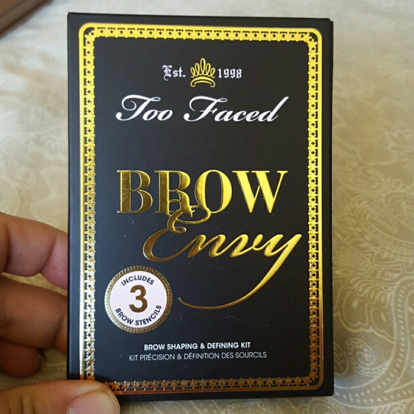 NEW Too Faced Brow Envy kit