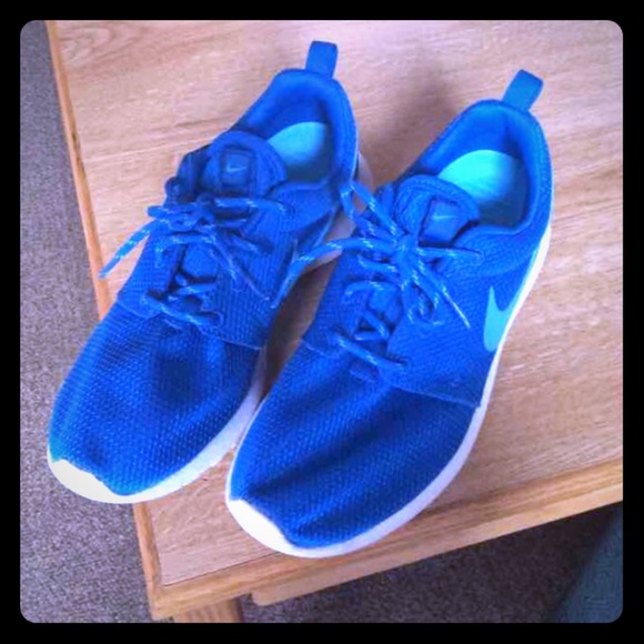 Nike roshe run blue