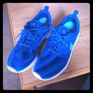Nike roshe run blue