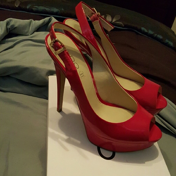 Red Aldo Slingback pumps