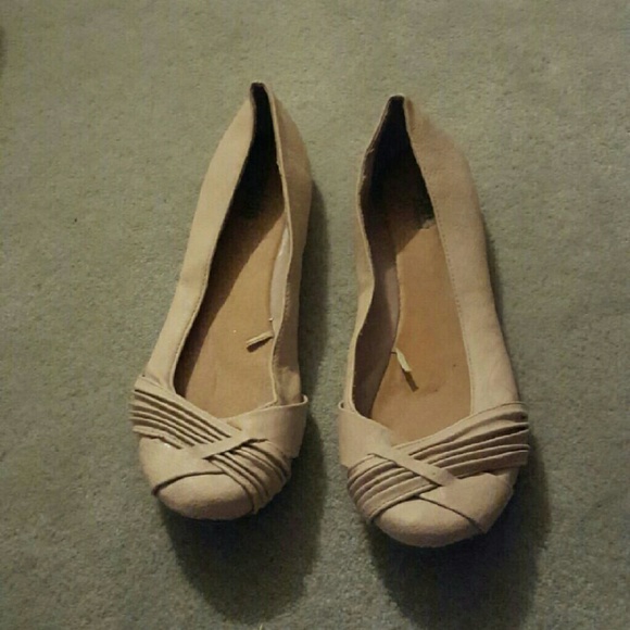 Charlotte Russe Tan Flats