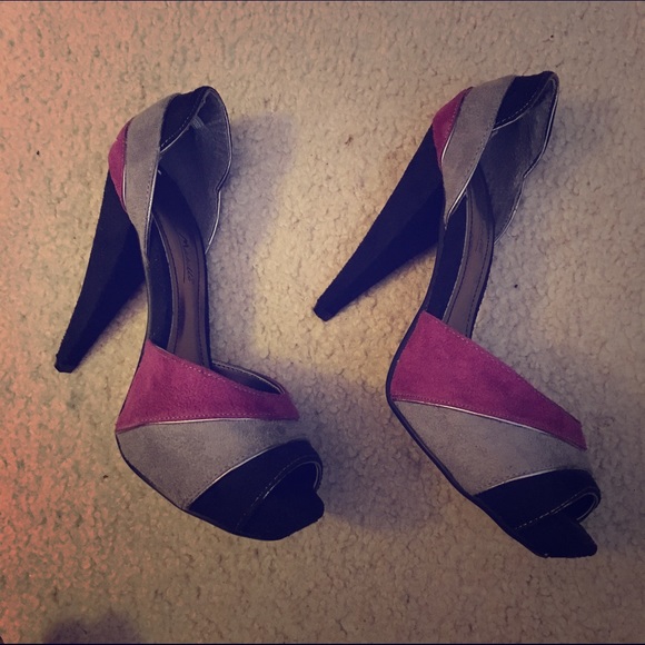 ‼️SALE‼️Anne Michelle pump shoes.