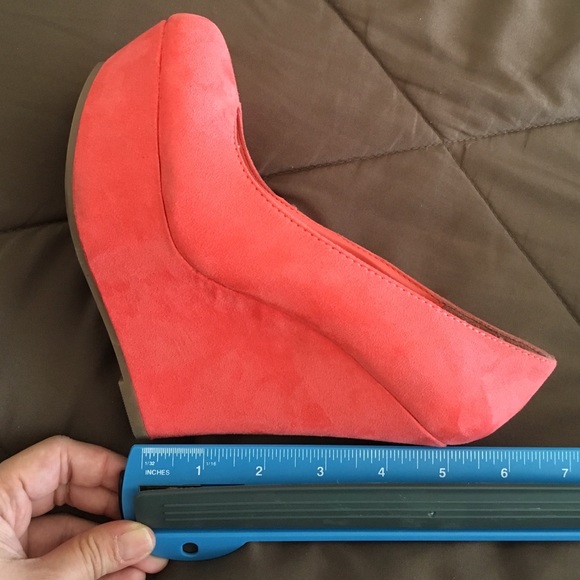 Windsor coral wedge - Picture 2 of 3
