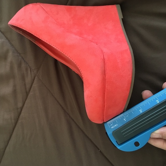 Windsor coral wedge - Picture 3 of 3