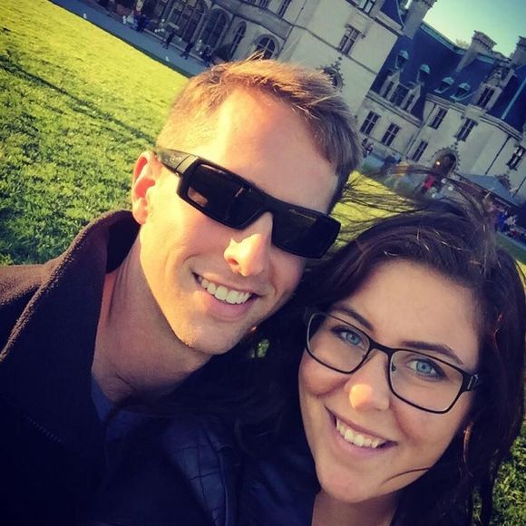 Meet your Posher, Lorin