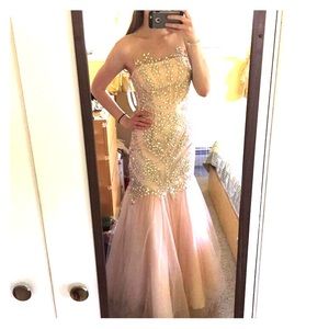 PRICE NEGOTIABLE prom dress