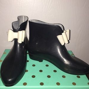 Ankle rainboots