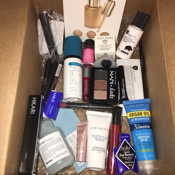 HUGE makeup lot