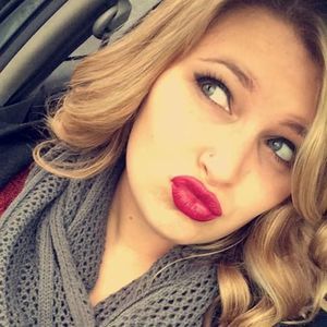 Meet your Posher, Kourtney