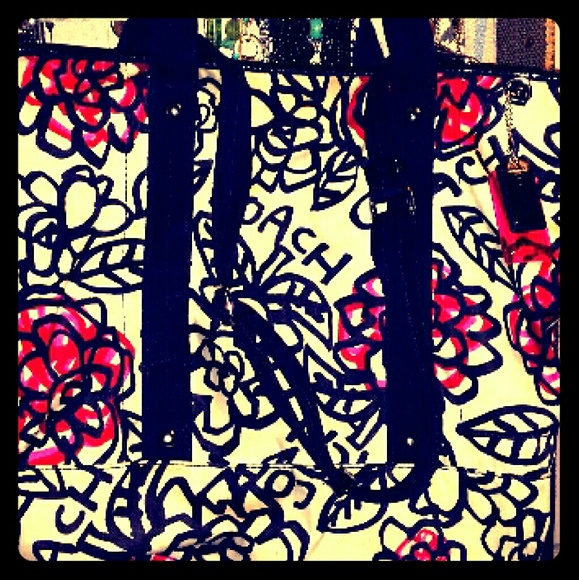 AUTHENTIC Coach Purse