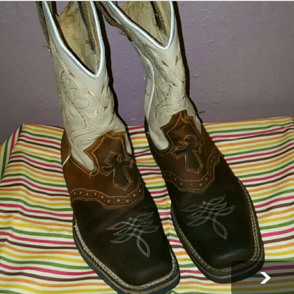 Mens size 7 cowboy boots