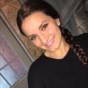 Meet your Posher, Josie