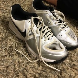 Volleyball shoes