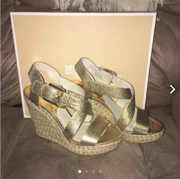 Michael Kors Giovanna wedges size 8 - Picture 1 of 3