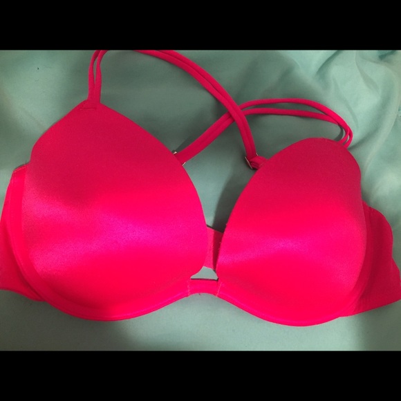 Pink Victoria's Secret plunge push-up bra 34C