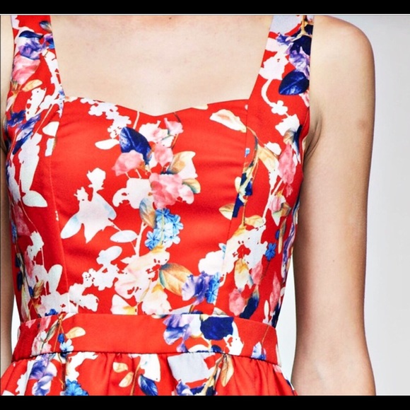 🌸 floral mini dress | 4x Host Pick 🌸 - Picture 4 of 5