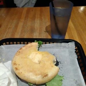 Meet your Posher, Lacy