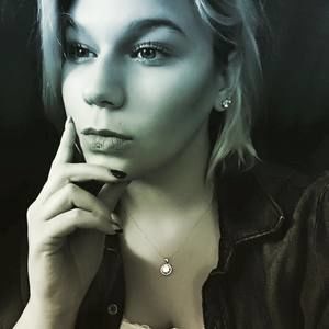 Meet your Posher, Marissa