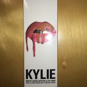 Kylie Jenner Lip kit