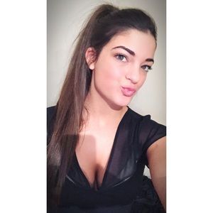 Meet your Posher, Lexi