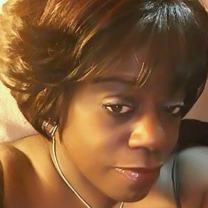 Meet your Posher, Loretta