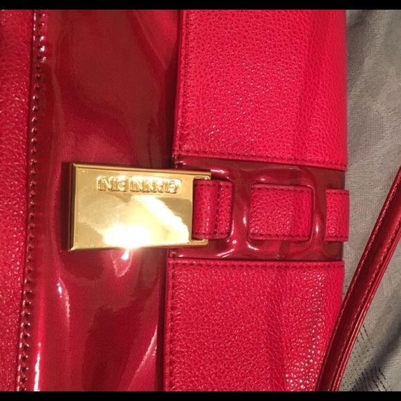 Red Gianni Bini Crossbody - Picture 4 of 4