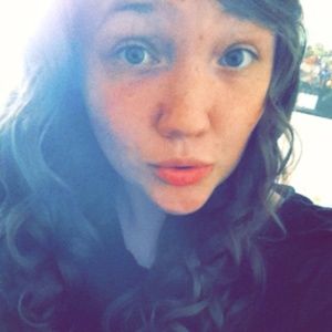 Meet your Posher, Rebekah