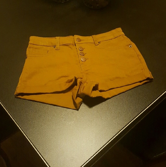 Demin Short
