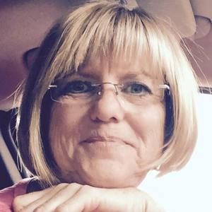 Meet your Posher, Louann