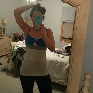 Lululemon tank top