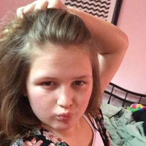 Meet your Posher, Amelia