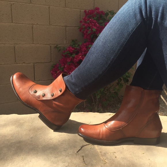 Frye Shoes - Frye Philip military sz 7.5 new