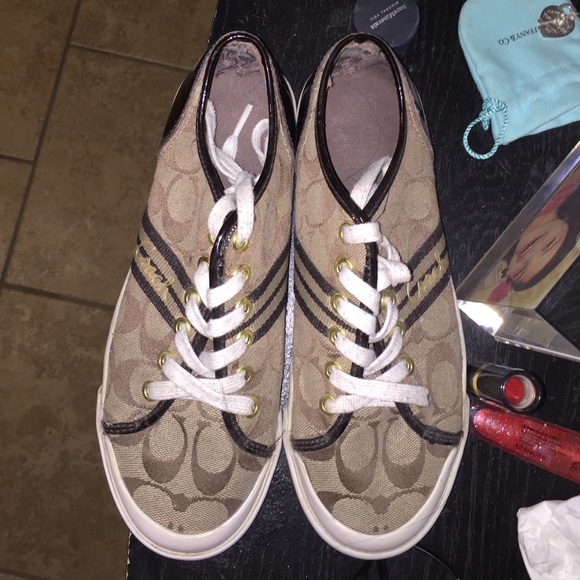 Coach tennis shoes