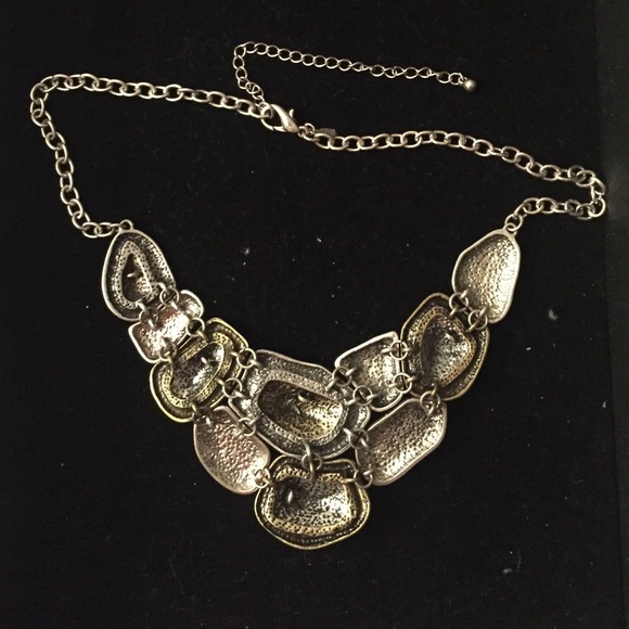 Necklace - Picture 3 of 4