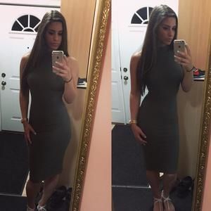 Meet your Posher, Valeria