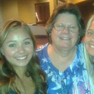 Meet your Posher, Leslie